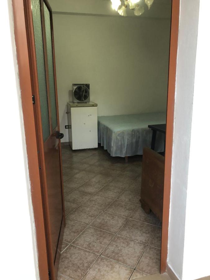 Rooms For Rent Durrës Exteriör bild
