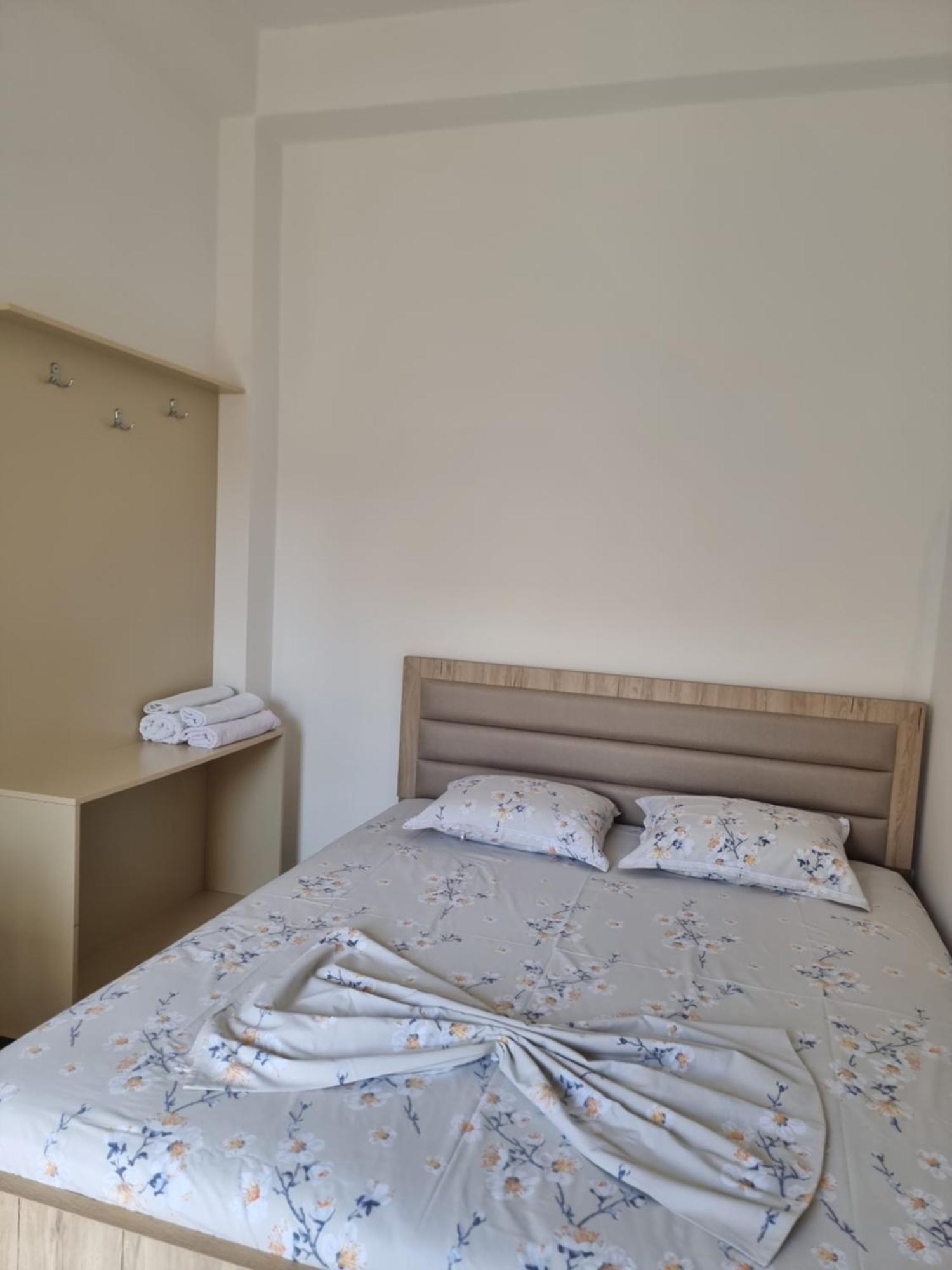 Rooms For Rent Durrës Exteriör bild